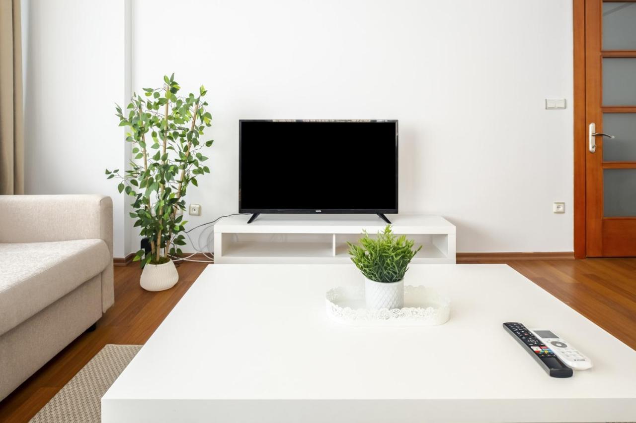 Daire Centrally Located Sleek And Modern Flat In Sisli *